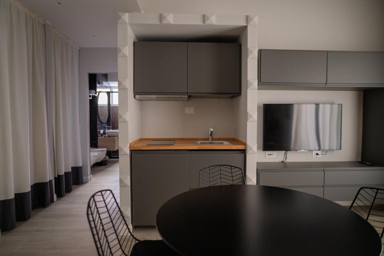 Gabri Guest House Bari Esterno foto