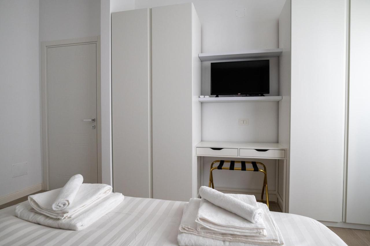 Gabri Guest House Bari Esterno foto